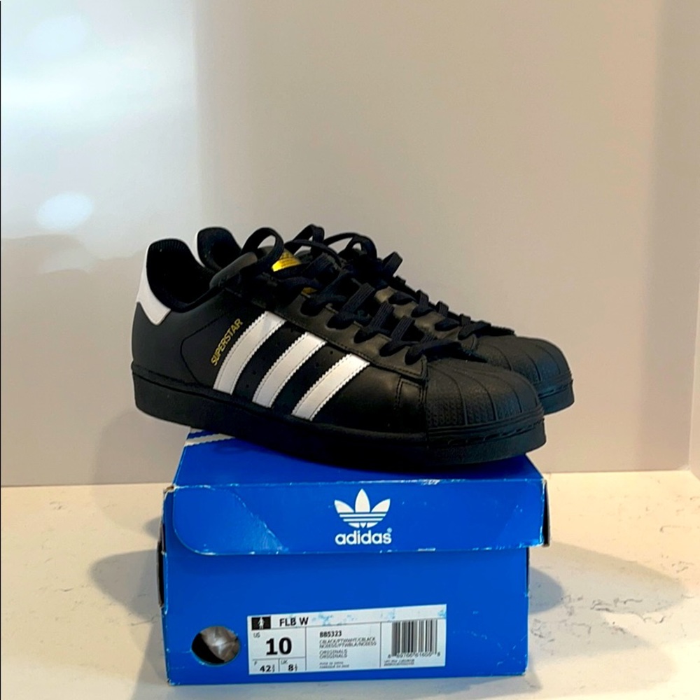Black & White adidas Original